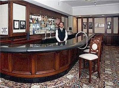 фото отеля The Pickwick Hotel San Francisco