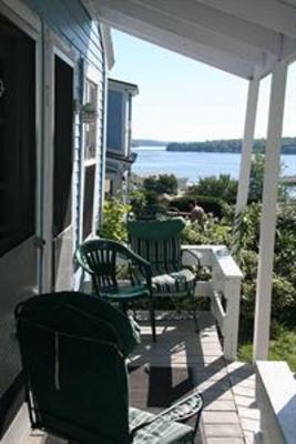 фото отеля The Cozy Inn & Cottages and Lakeview House & Cottages