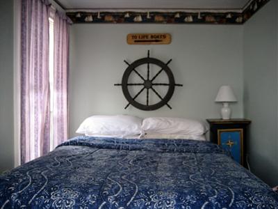 фото отеля The Cozy Inn & Cottages and Lakeview House & Cottages