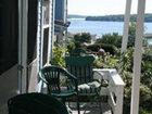 фото отеля The Cozy Inn & Cottages and Lakeview House & Cottages