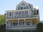 фото отеля The Cozy Inn & Cottages and Lakeview House & Cottages