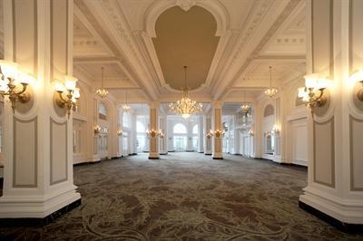 фото отеля Georgian Terrace Hotel
