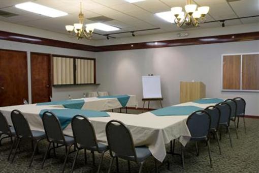 фото отеля Best Western Forest Park Inn Gilroy