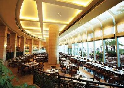 фото отеля Harbour Plaza Metropolis