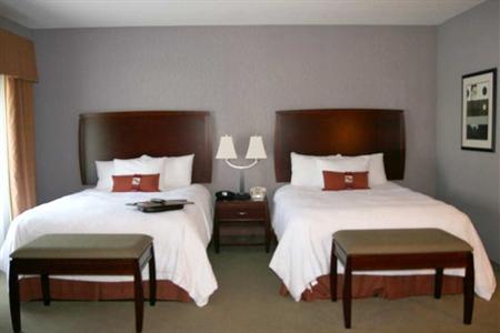 фото отеля Hampton Inn & Suites Brownsburg