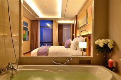 фото отеля Aetas Lumpini Hotel Bangkok