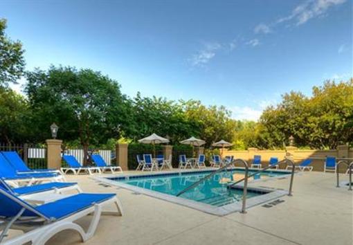 фото отеля Residence Inn Raleigh Crabtree Valley