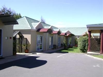 фото отеля Airport Birches Motel