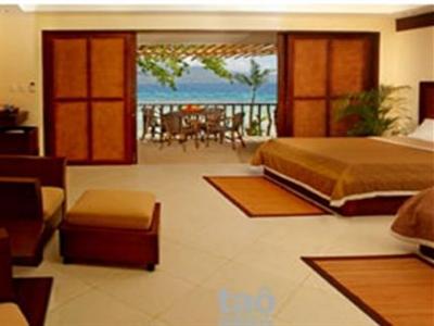 фото отеля Sumilon Bluewater Island Resort Oslob