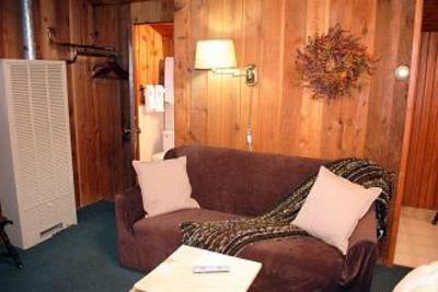 фото отеля Rundle Ridge Chalets