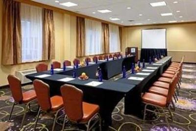 фото отеля Crowne Plaza Clark