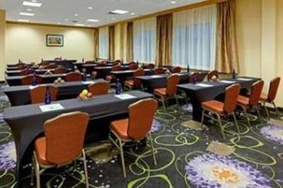 фото отеля Crowne Plaza Clark