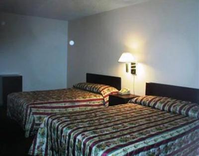фото отеля King's Inn Motel Kingsburg