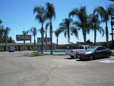 фото отеля King's Inn Motel Kingsburg