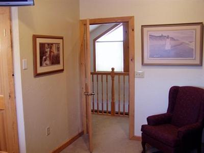 фото отеля Alaska Log Haven B&B