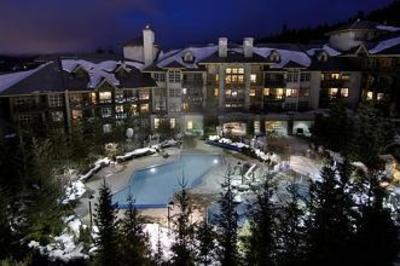 фото отеля Coast Blackcomb Suites at Whistler