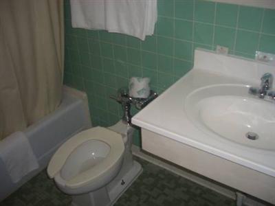 фото отеля Relax Inn Benton
