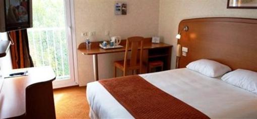 фото отеля Kyriad Marseille Est Gemenos Hotel