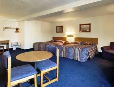 фото отеля Super 8 Baltimore/Essex