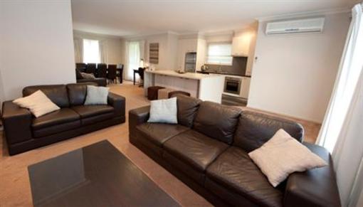фото отеля Executive Townhouse