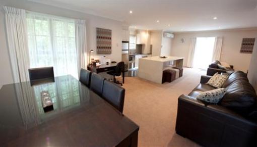 фото отеля Executive Townhouse