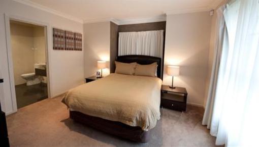 фото отеля Executive Townhouse