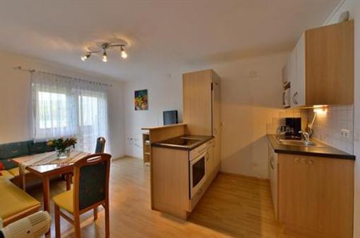 фото отеля Haus Nowak Ferienwohungen Millstatt