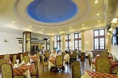 фото отеля Riverside Hotel Saigon