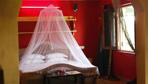 фото отеля Papa Jollys Spiritual Holidays A Botique Hotel