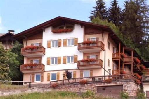 фото отеля Hotel & Restaurant Alpino