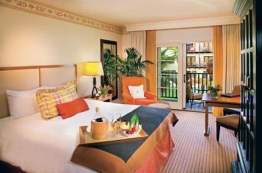 фото отеля Estancia Hotel San Diego