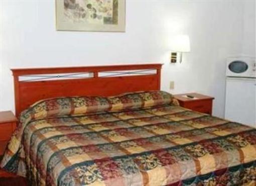 фото отеля Econo Lodge Inn And Suites Boone
