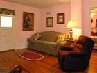 фото отеля Plain & Fancy Bed & Breakfast Ironton