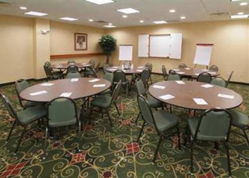 фото отеля Hampton Inn Belle Vernon