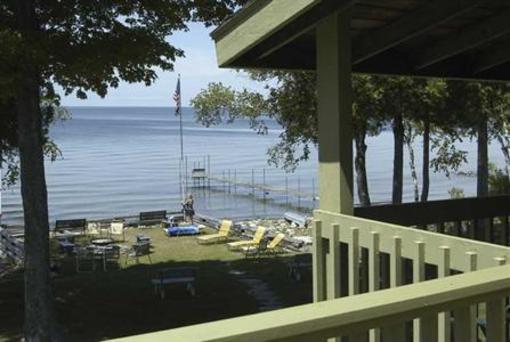 фото отеля Shallows Resort