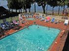 фото отеля Shallows Resort