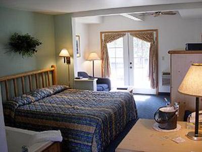 фото отеля Edgewater Inn Shady Cove