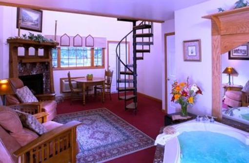 фото отеля HideAway Country Inn