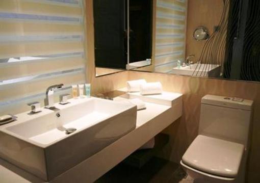 фото отеля East Lake International Hotel