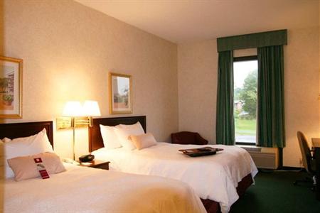 фото отеля Hampton Inn Martinsville