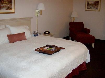фото отеля Hampton Inn Martinsville