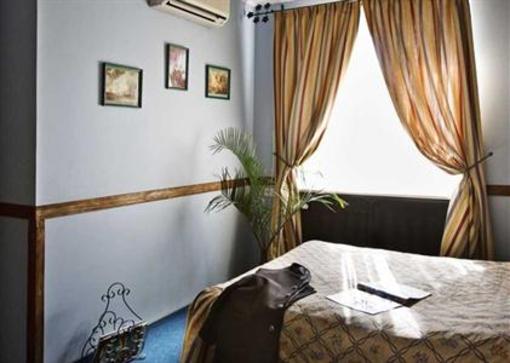 фото отеля Spanish Patio Hotel Donetsk