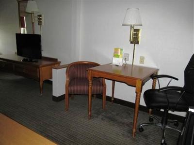 фото отеля La Quinta Inn & Suites Saint Albans