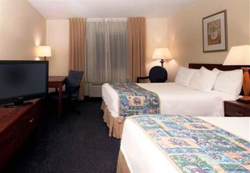 фото отеля Fairfield Inn Warren Niles
