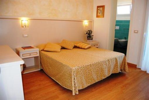 фото отеля Hotel Mayer