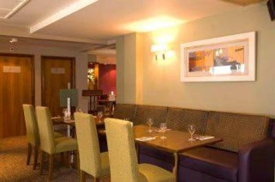 фото отеля Premier Inn Deansgate Locks Manchester