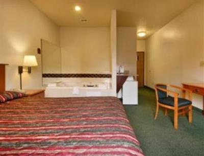 фото отеля Quality Inn & Suites La Vergne
