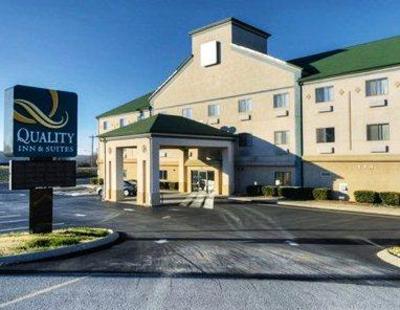 фото отеля Quality Inn & Suites La Vergne
