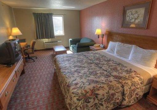 фото отеля Quality Inn & Suites La Vergne