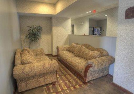 фото отеля Quality Inn & Suites La Vergne